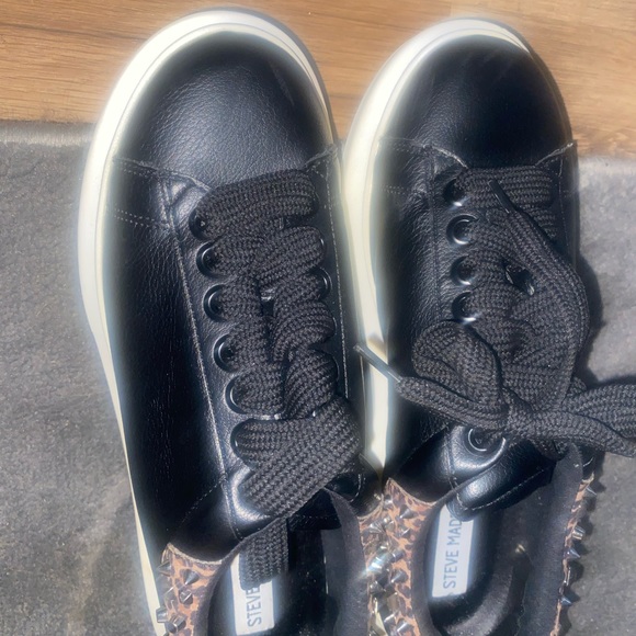 Steve Madden Studded Sneakers size 9 - Picture 10 of 11